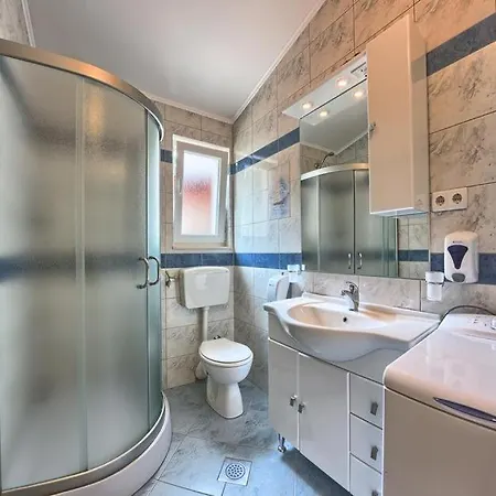 Apartment By The Sea - 17458 Rogoznica (Sibenik-Knin)