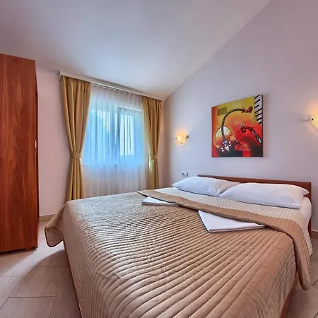 By The Sea - 17458 * Rogoznica (Sibenik-Knin)