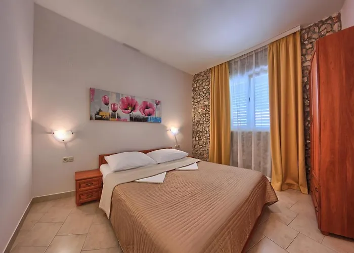 By The Sea - 17458 Rogoznica (Sibenik-Knin)